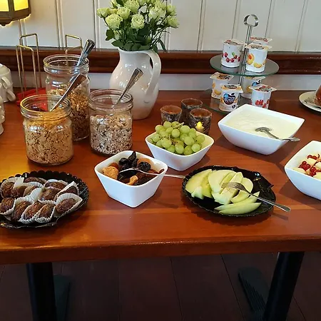 Liza Marleen Hotel